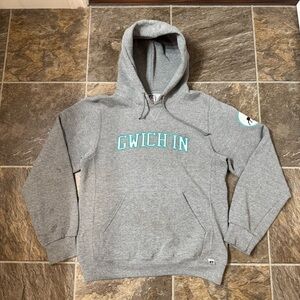 Russell Athletic “ Gwich’in” Pullover Hoodie Spellout Logo Size Small Gray
